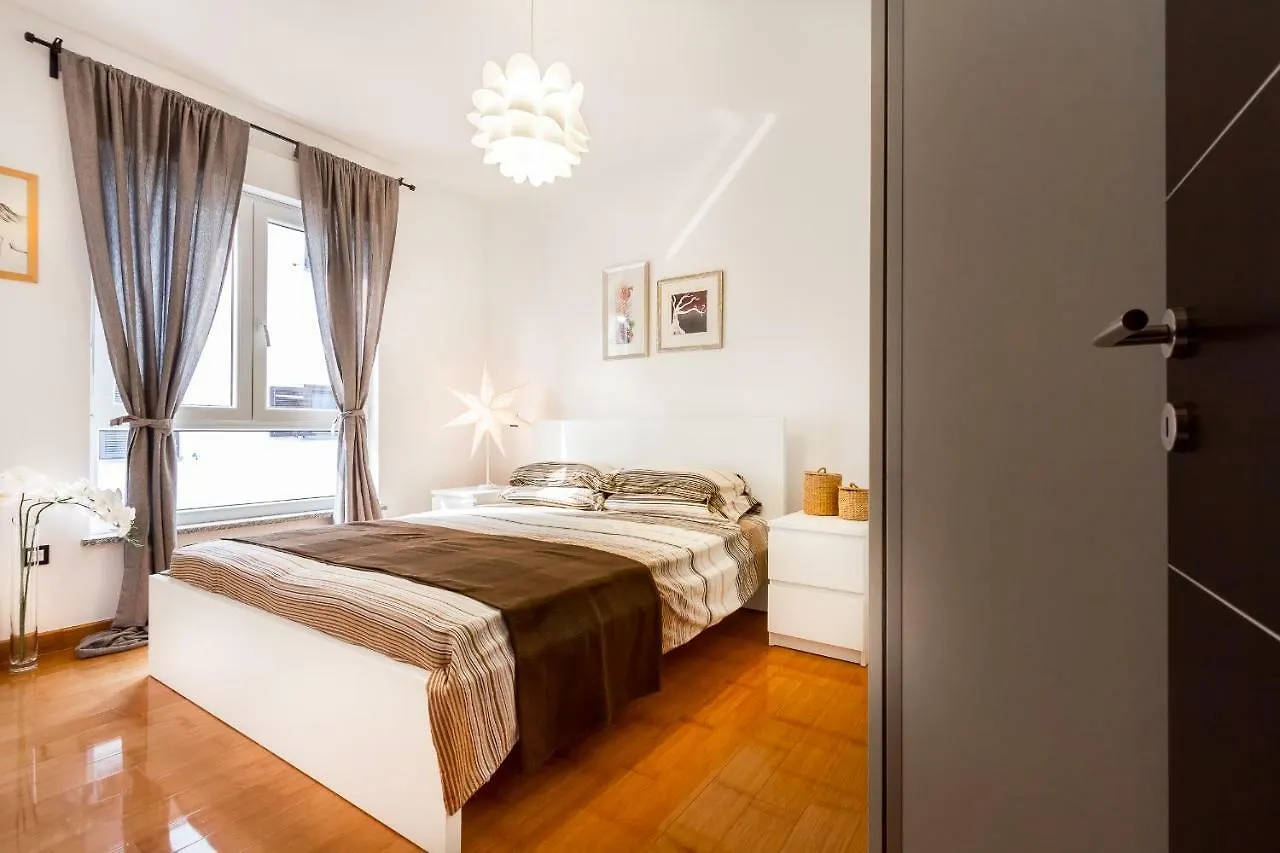 City Stylish Apartment プーラ