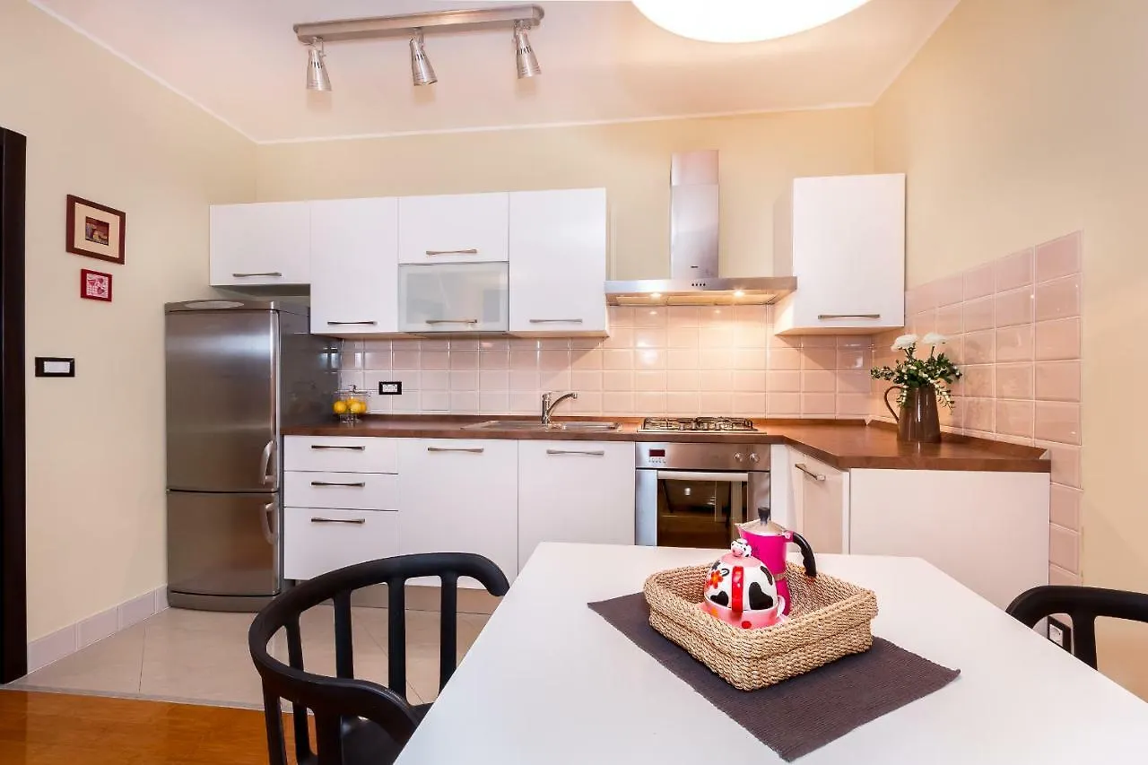 City Stylish Apartment プーラ